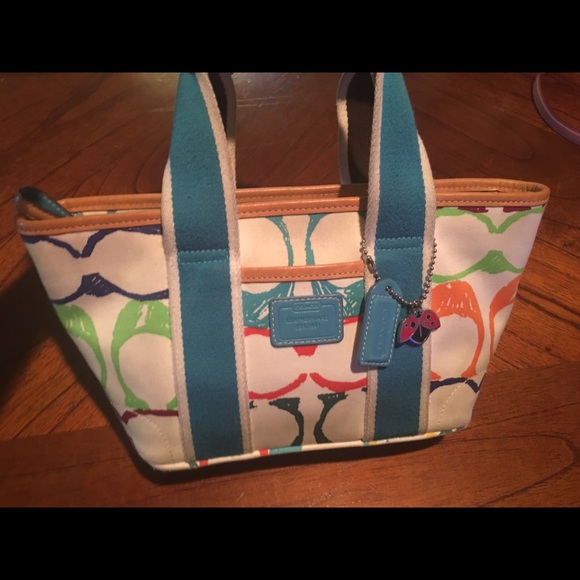 Handbags - ***SOLD***Coach Ladybug Hampton Scribble Tote